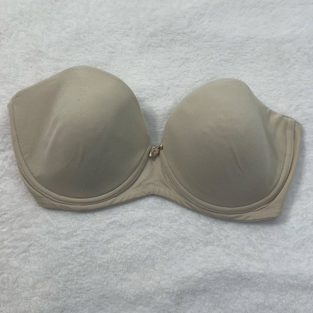 Victoria's Secret Strapless Push Up Cream Contour Bra Intimates - Picture 2 of 8